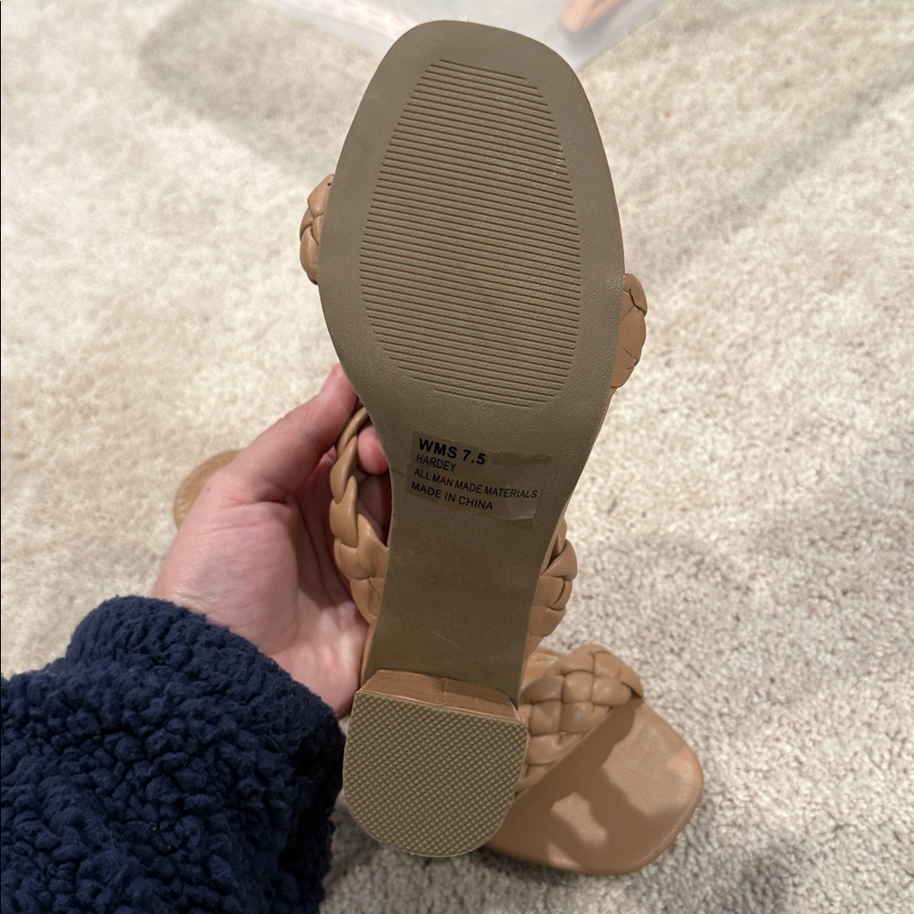 DV by Dolce Vita Women's Tan Braided Heeled Sandals - Picture 2 of 2